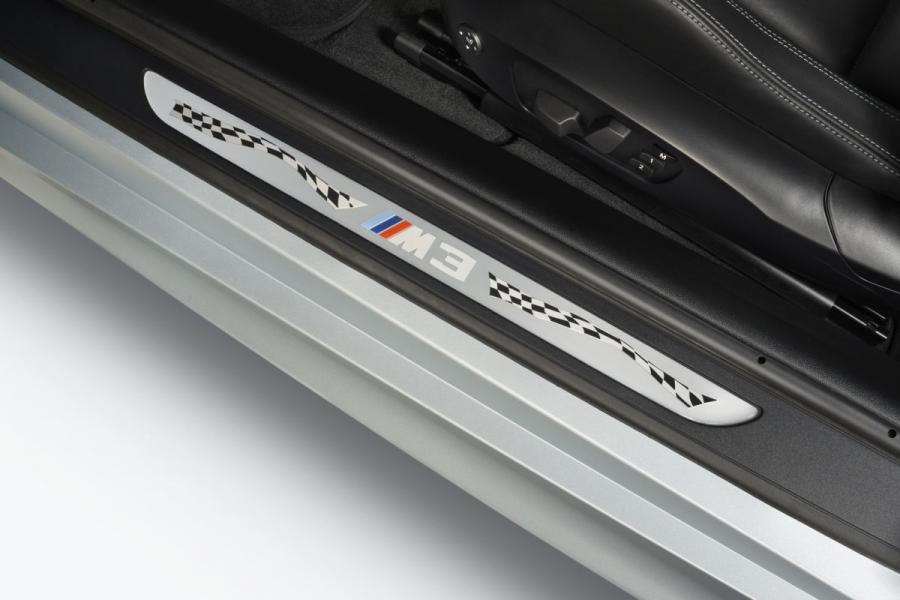  BMW M3 Coupe Frozen Silver Edition 2012 года  (фото 8 из 13)